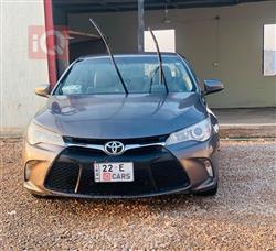 تۆیۆتا کامری